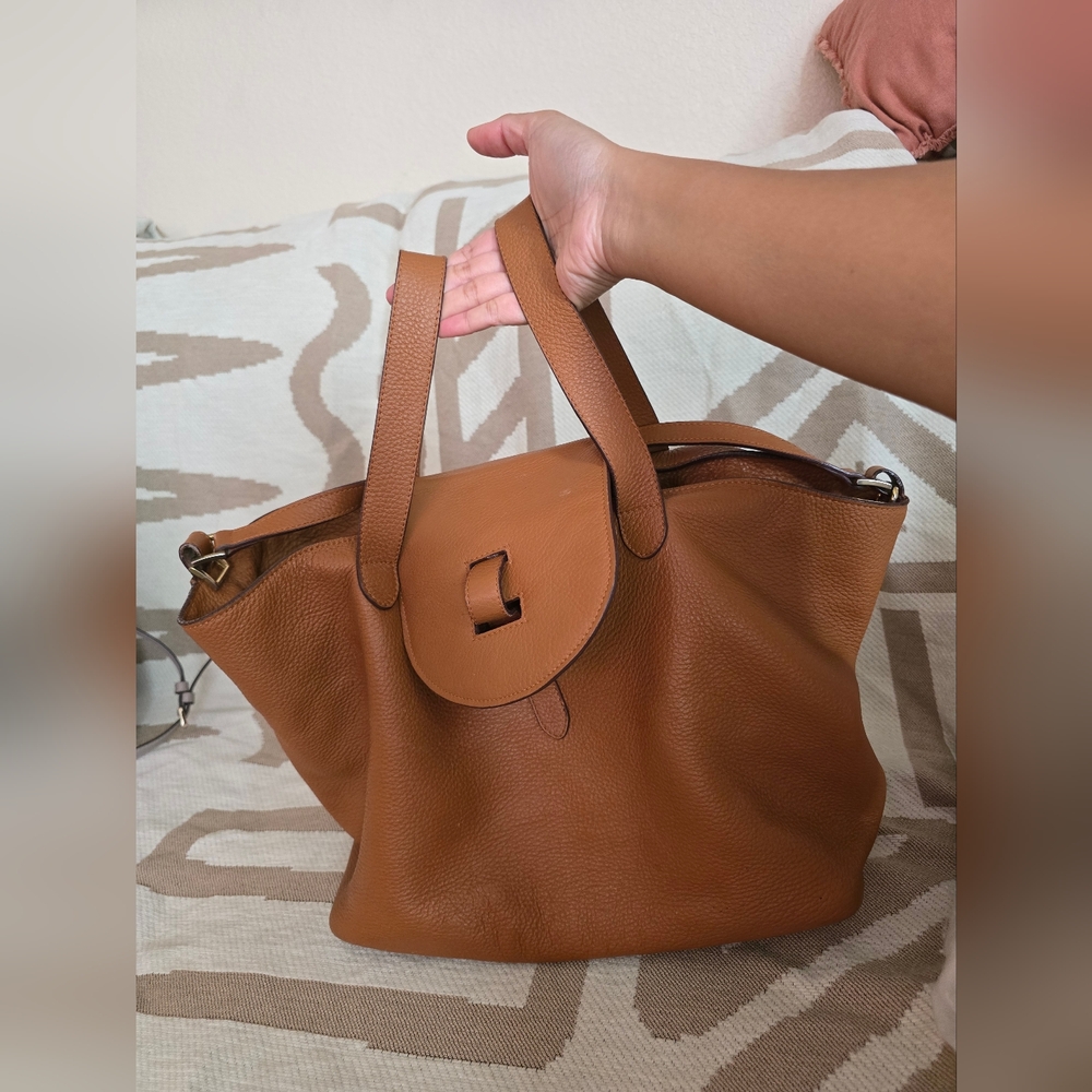 Meli Melo Elegant Tan Leather Tote Bag